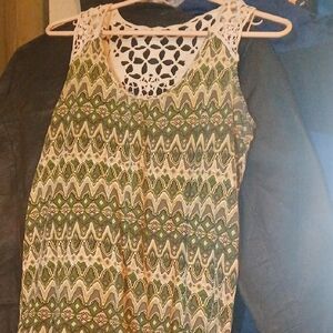 Mudd Green and Cream Sleeveless Top